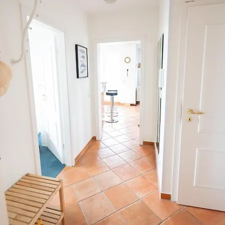 Duene Mit Grosser Sonnenterrasse, Kamin, Wlan Und Tiefgarage Fuer 2-4 Personen 公寓 Ostseebad Kühlungsborn