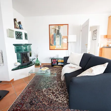 Duene Mit Grosser Sonnenterrasse, Kamin, Wlan Und Tiefgarage Fuer 2-4 Personen Apartament *